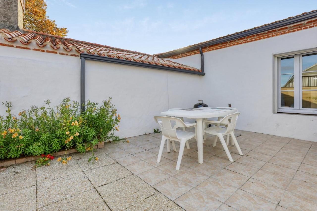 Maison Charmante A L'Epine Avec Jardin Cloture Et Terrasse Экстерьер фото